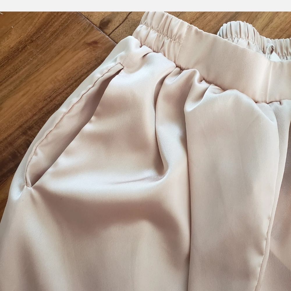 NWT Oh My Love OML london satin wide leg natural pant 6 - Picture 3 of 7